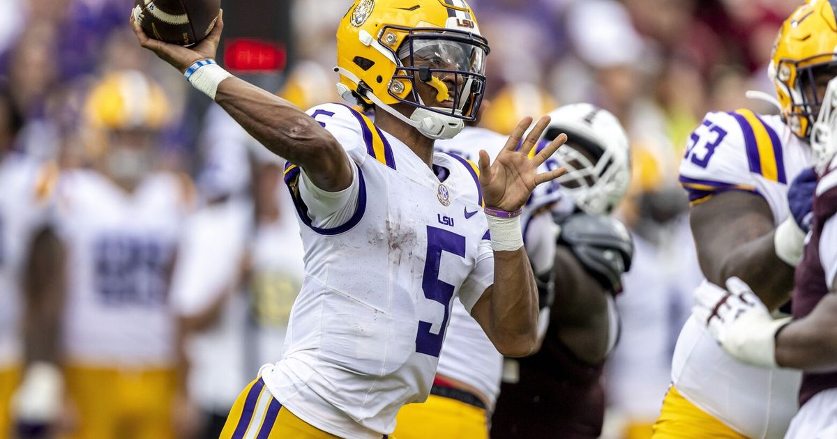 LSU's Joe Burrow Named AP Player of the Year, Edging Out UW's Jack Penix for Heisman