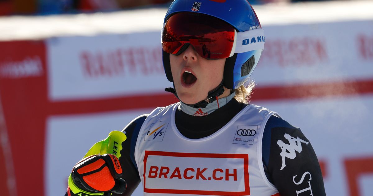 Mikaela Shiffrin Claims Victory in World Cup Downhill at St. Moritz, Edging Out Sofia Goggia