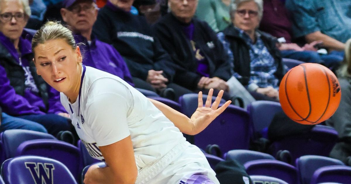 No. 23 University of Washington Women's Basketball Team, Led by Kentucky Native Lauren Schwartz, to Face No. 19 Louisville on the Road