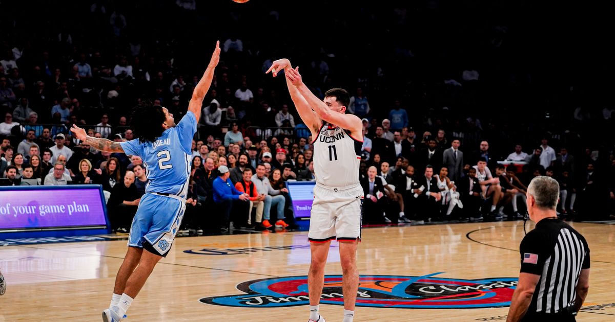 No. 5 UConn Defeats No. 9 North Carolina 87-76 in Jimmy V Classic at Madison Square Garden, Led by Spencer's 23 Points