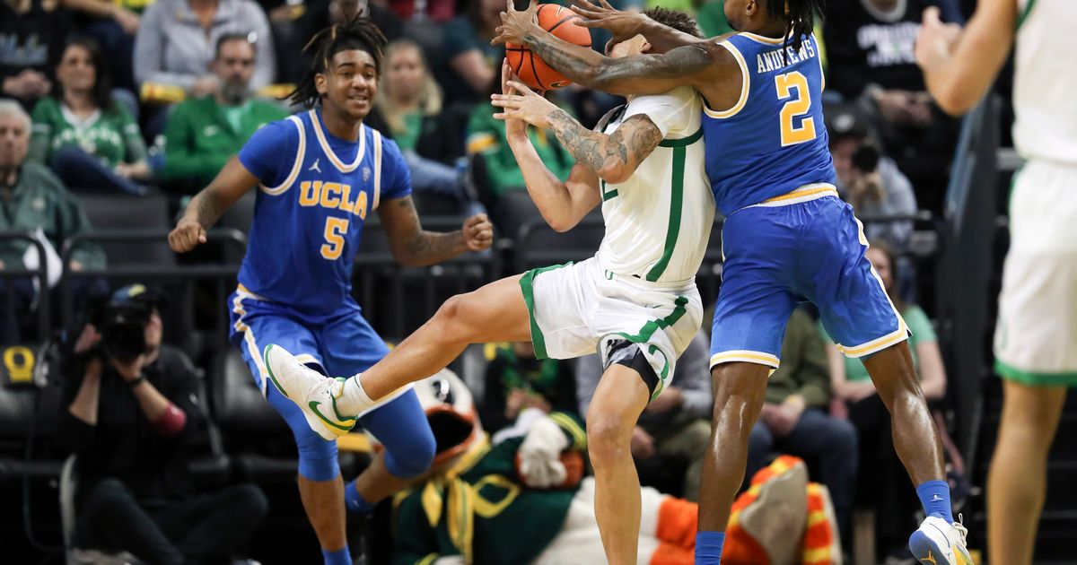 Oregon Freshman Shelstad Leads Team to 64-59 Win Over UCLA