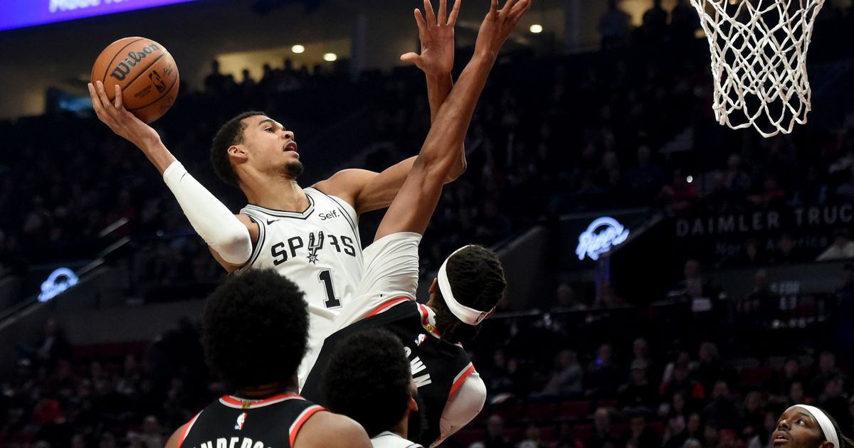 Spurs End Five-Game Losing Streak with 118-105 Win over Trail Blazers, Led by Wembanyama's 30 Points