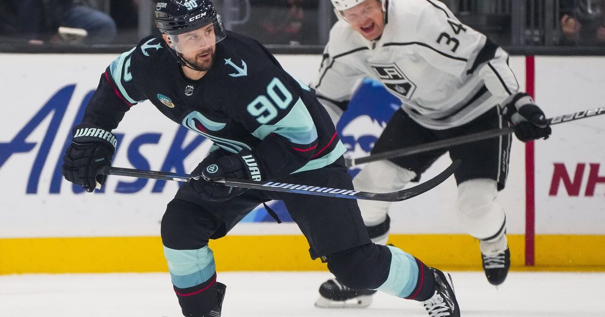 Tomas Tatar Adjusts Quickly to New Team in First 8 Days with Kraken