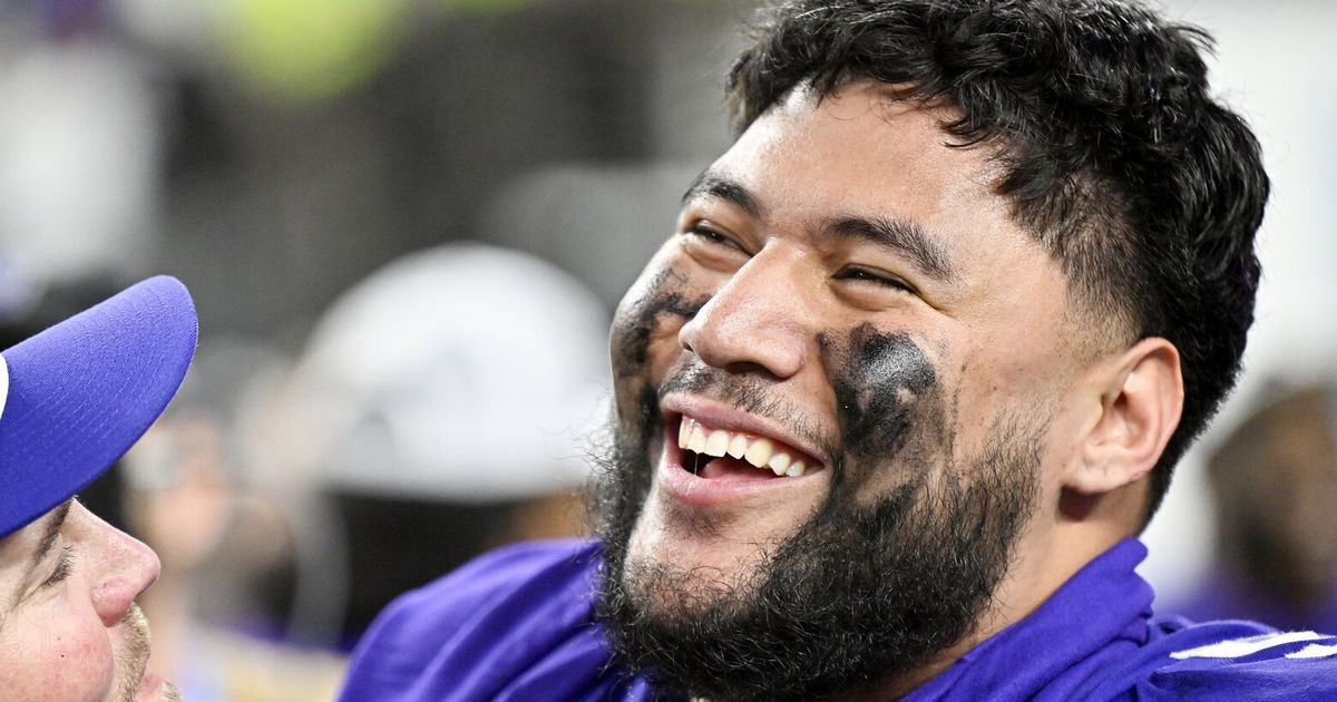 UW Left Tackle Troy Fautanu's Commitment to Fitness Revealed Through Regular Visits to 24 Hour Fitness