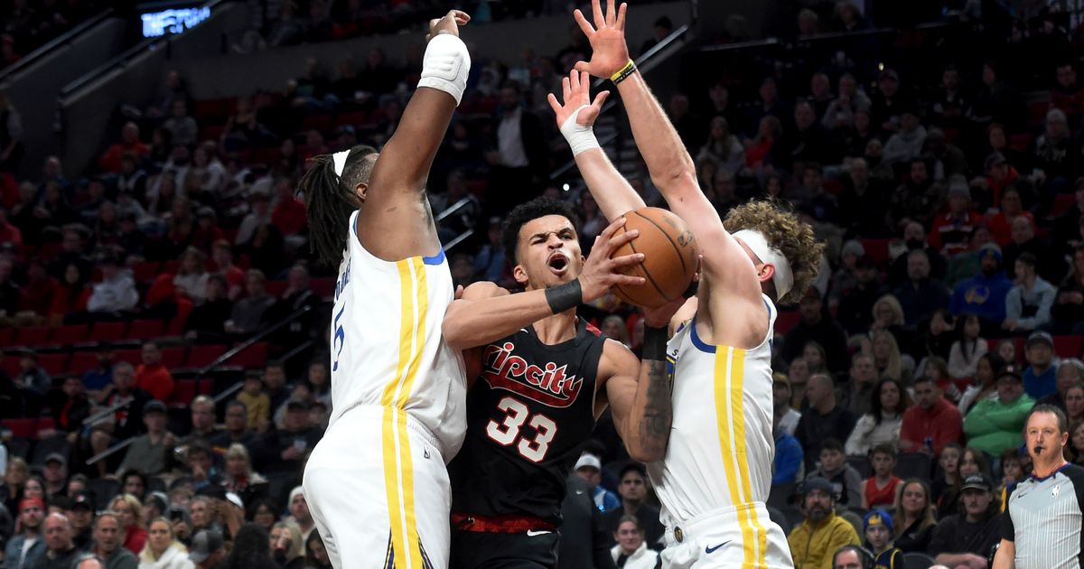 Warriors Defeat Trail Blazers 118-114 Behind Klay Thompson's 28 Points