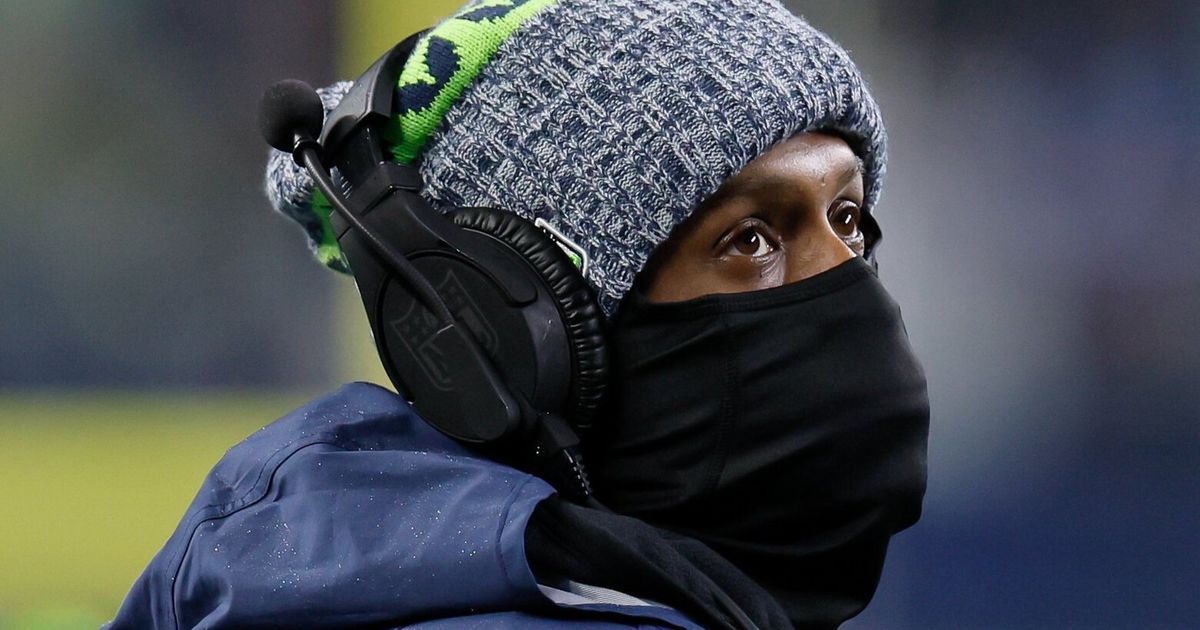 Will Geno Smith Play for the Seattle Seahawks Against the Tennessee Titans?