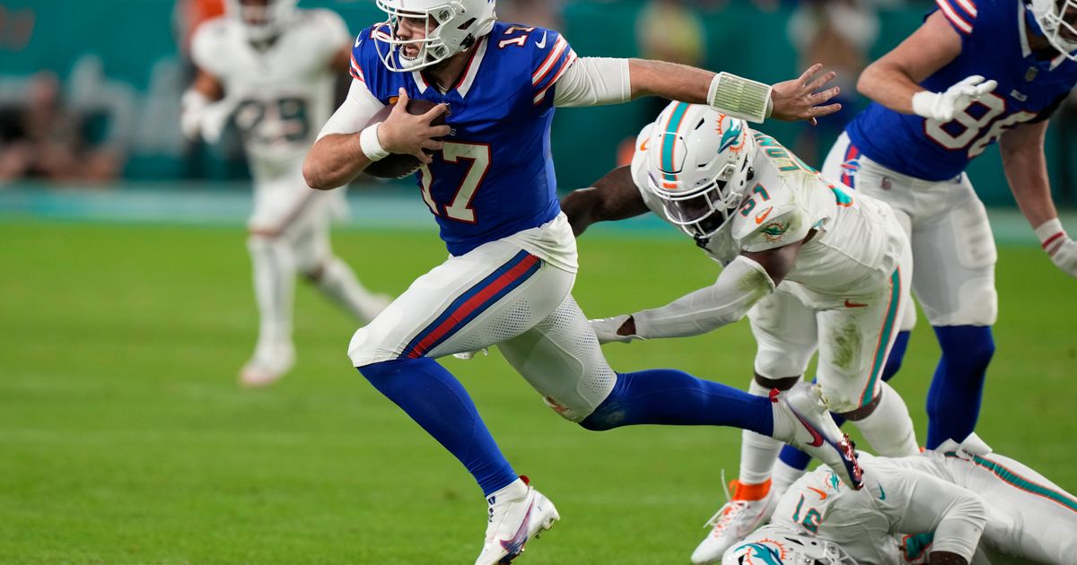 Bills QB Josh Allen Leads Buffalo to 21-14 Victory Over Dolphins, Securing No. 2 Seed in AFC