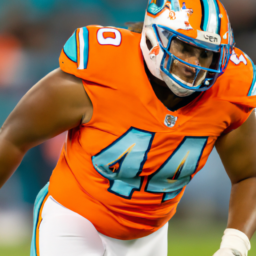 Bradley Chubb Suffers Torn ACL, Out for Remainder of Season as Dolphins Pass Rusher