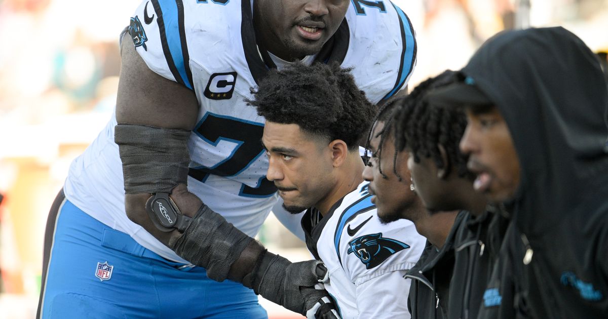 David Tepper Throws Drink into Visitor Stands in Final Minutes of Panthers' 26-0 Loss to Jaguars