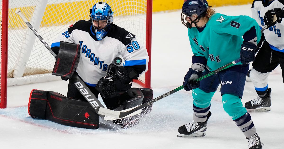 Emma Maltais' Short-Handed Goal Leads Toronto to 3-2 Win Over New York in PWHL Home Opener