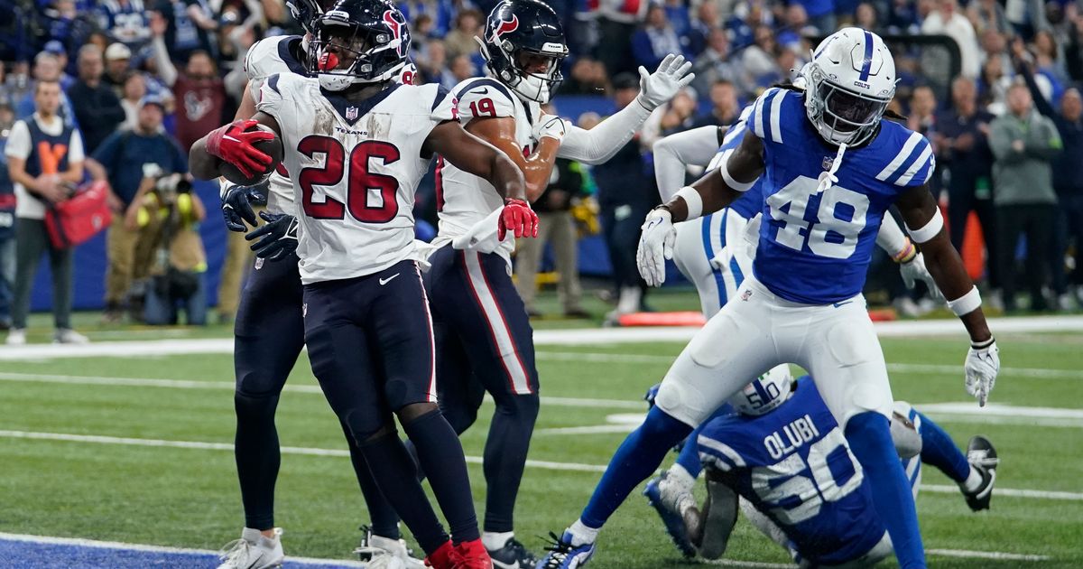 Houston Texans Secure Playoff Berth with 23-19 Win Over Indianapolis Colts