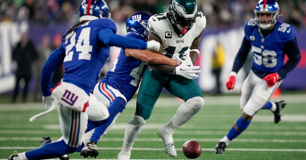 Philadelphia Eagles' Injury Troubles Increase as A.J. Brown and Jalen Hurts Suffer Knee and Finger Injuries